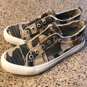 Camo slip ons